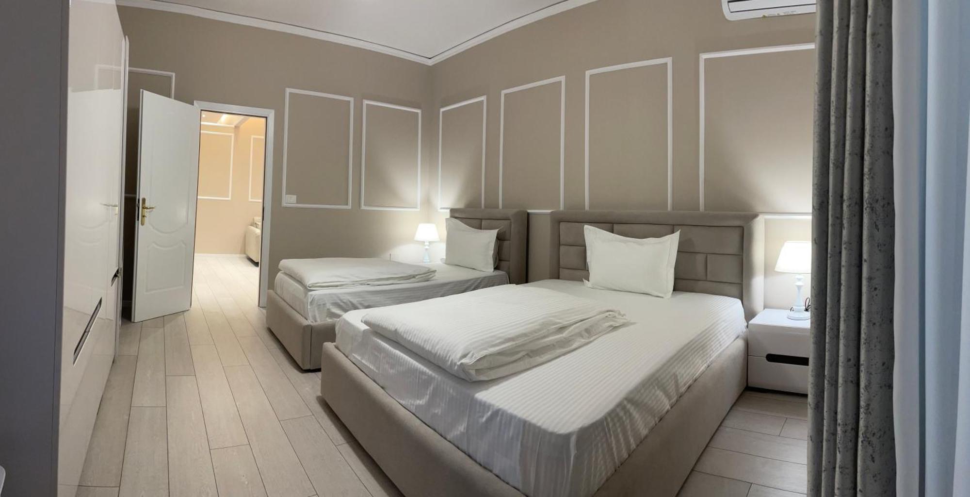 Sun Tower Luxury Suite-View From Of Tirana Center Exteriör bild