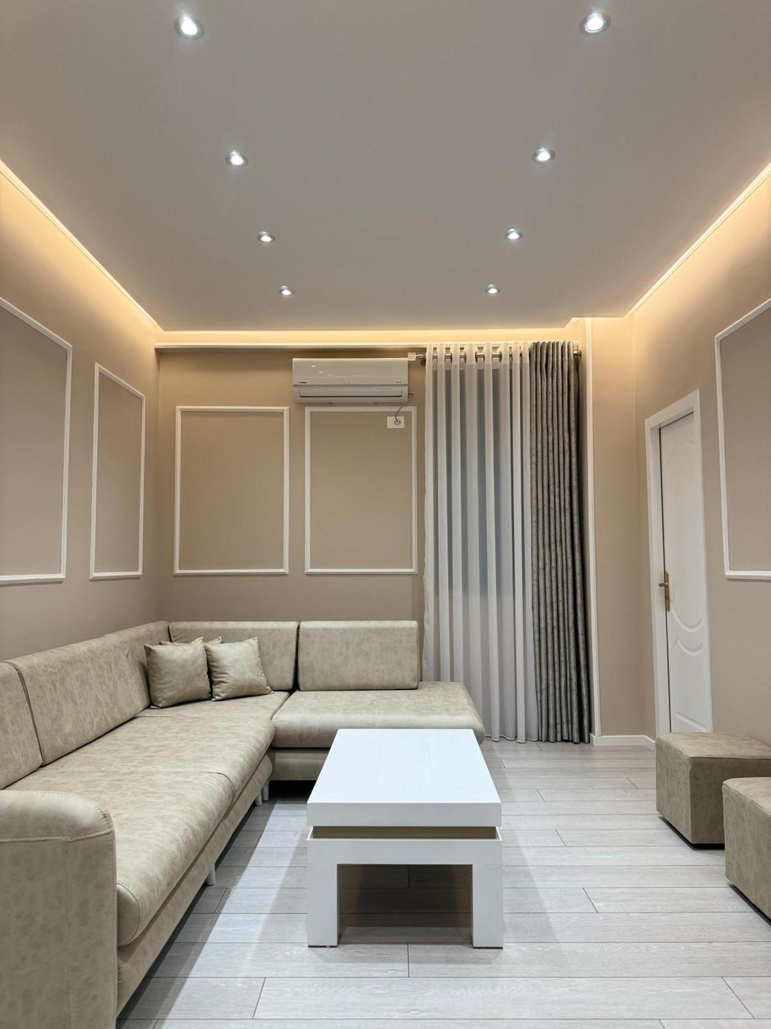 Sun Tower Luxury Suite-View From Of Tirana Center Exteriör bild